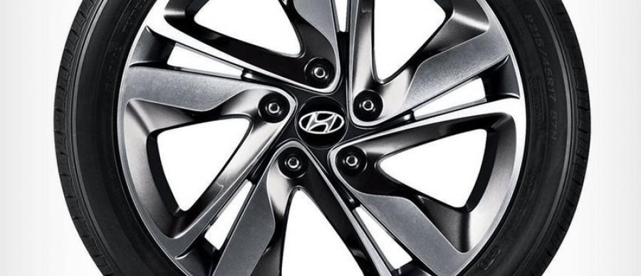  Hyundai Avante 2014 года  (фото 18 из 24)